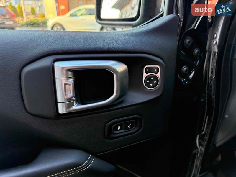 Внедорожник / Кроссовер Jeep Wrangler 2024 в Львове