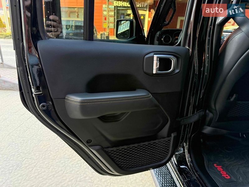 Внедорожник / Кроссовер Jeep Wrangler 2024 в Львове