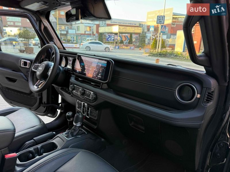 Внедорожник / Кроссовер Jeep Wrangler 2024 в Львове