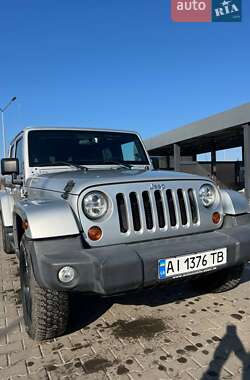 Внедорожник / Кроссовер Jeep Wrangler 2012 в Киеве