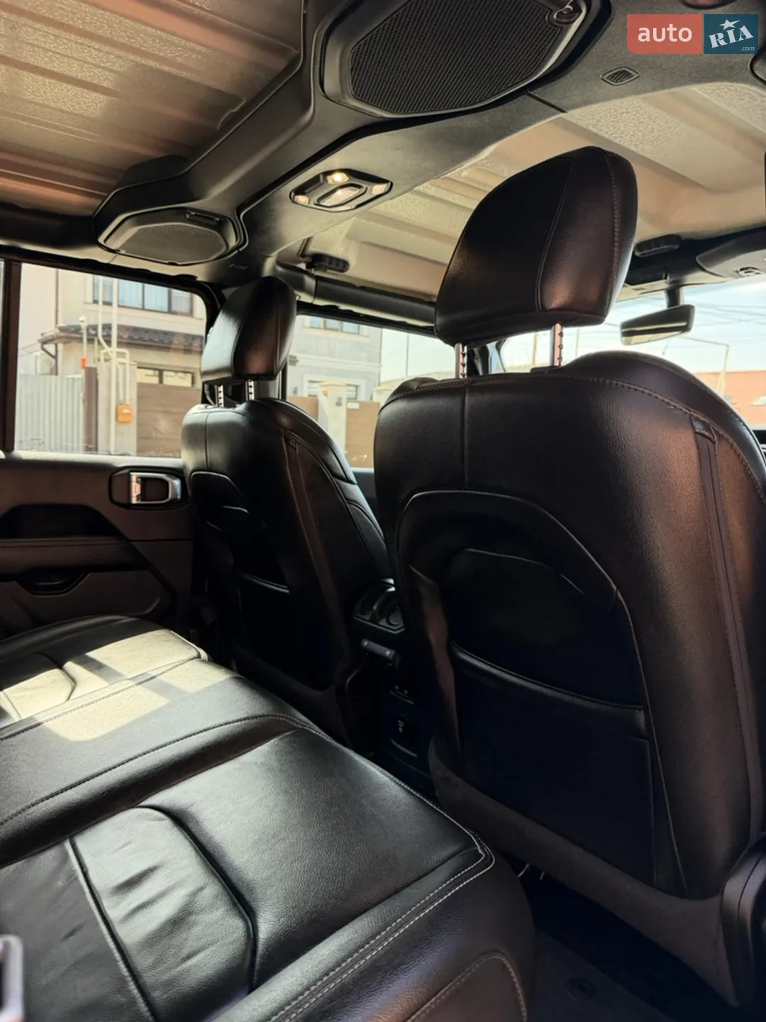 2022 Jeep Wrangler - мініатюра 43