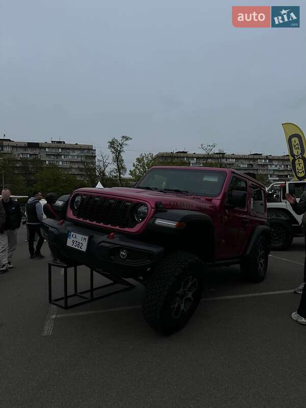 Внедорожник / Кроссовер Jeep Wrangler 2021 в Киеве