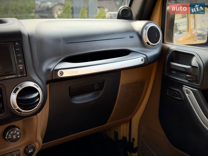 Внедорожник / Кроссовер Jeep Wrangler 2013 в Киеве фото 49 Внедорожник / Кроссовер Jeep Wrangler 2013 в Киеве