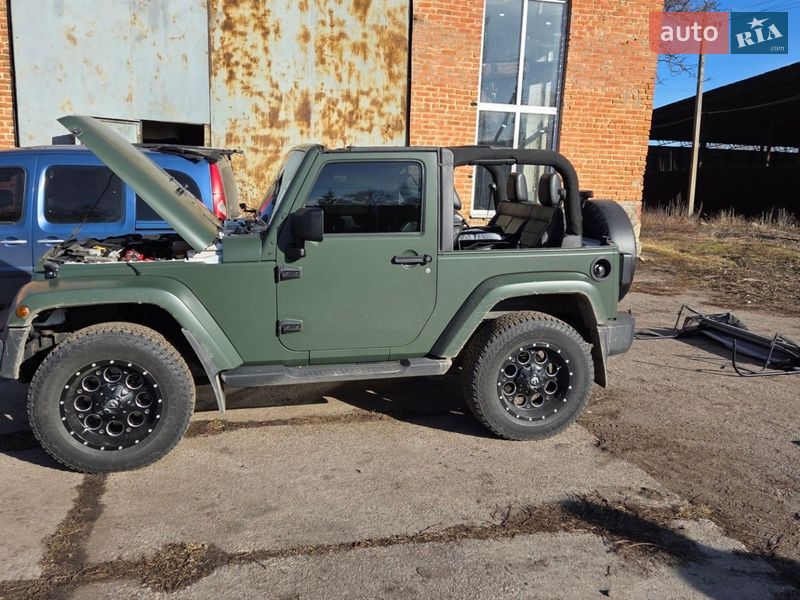 Позашляховик / Кросовер Jeep Wrangler 2013 в Кропивницькому