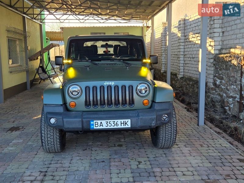 Позашляховик / Кросовер Jeep Wrangler 2013 в Кропивницькому
