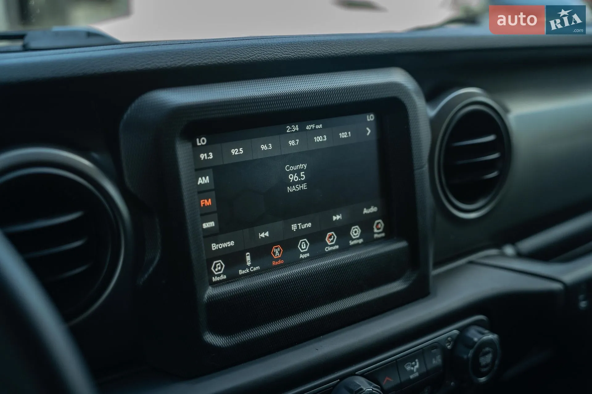 2021 Jeep Wrangler - мініатюра 31