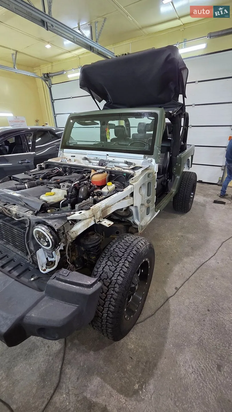 2013 Jeep Wrangler - мініатюра 36