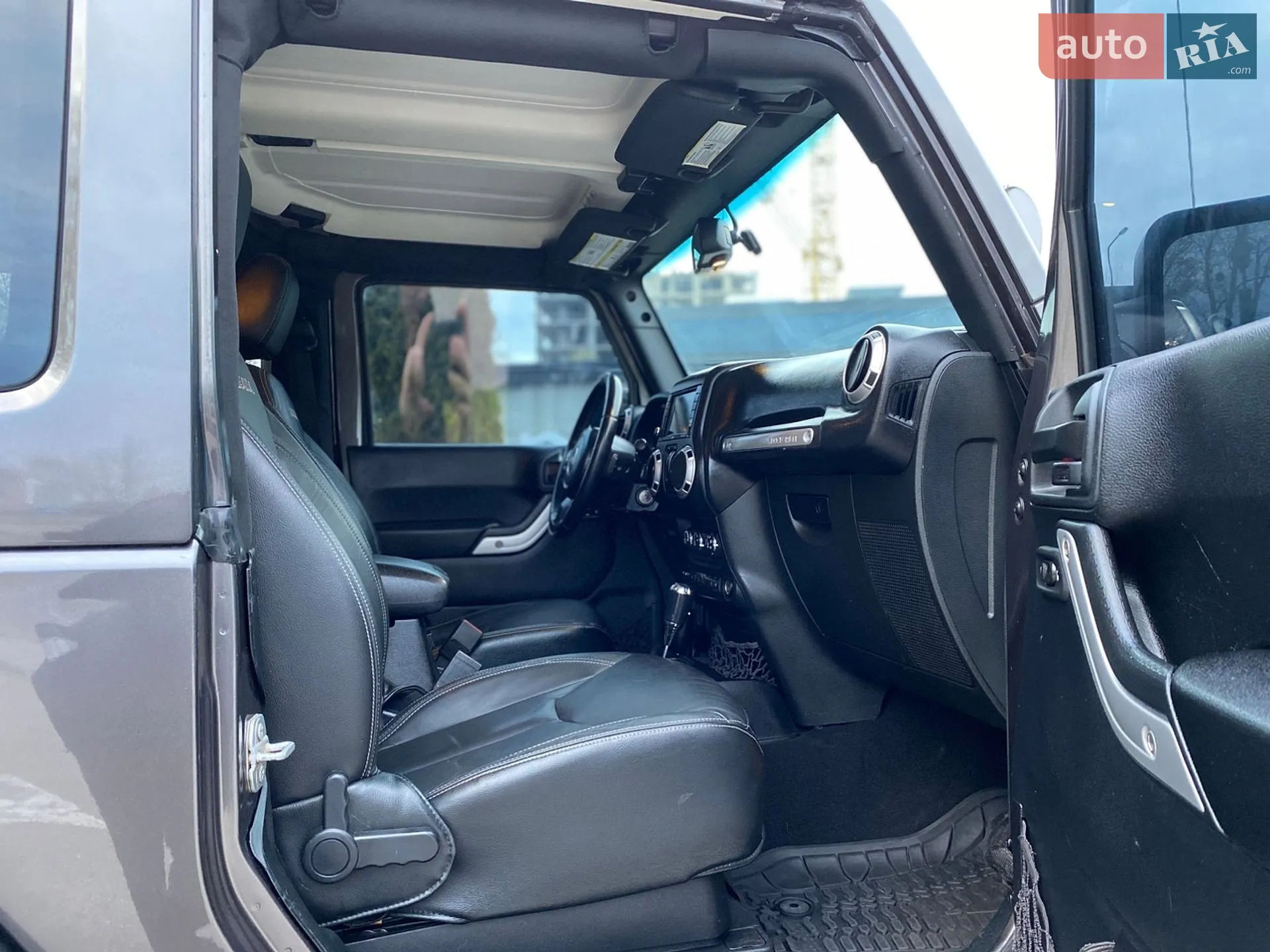 2016 Jeep Wrangler - мініатюра 13