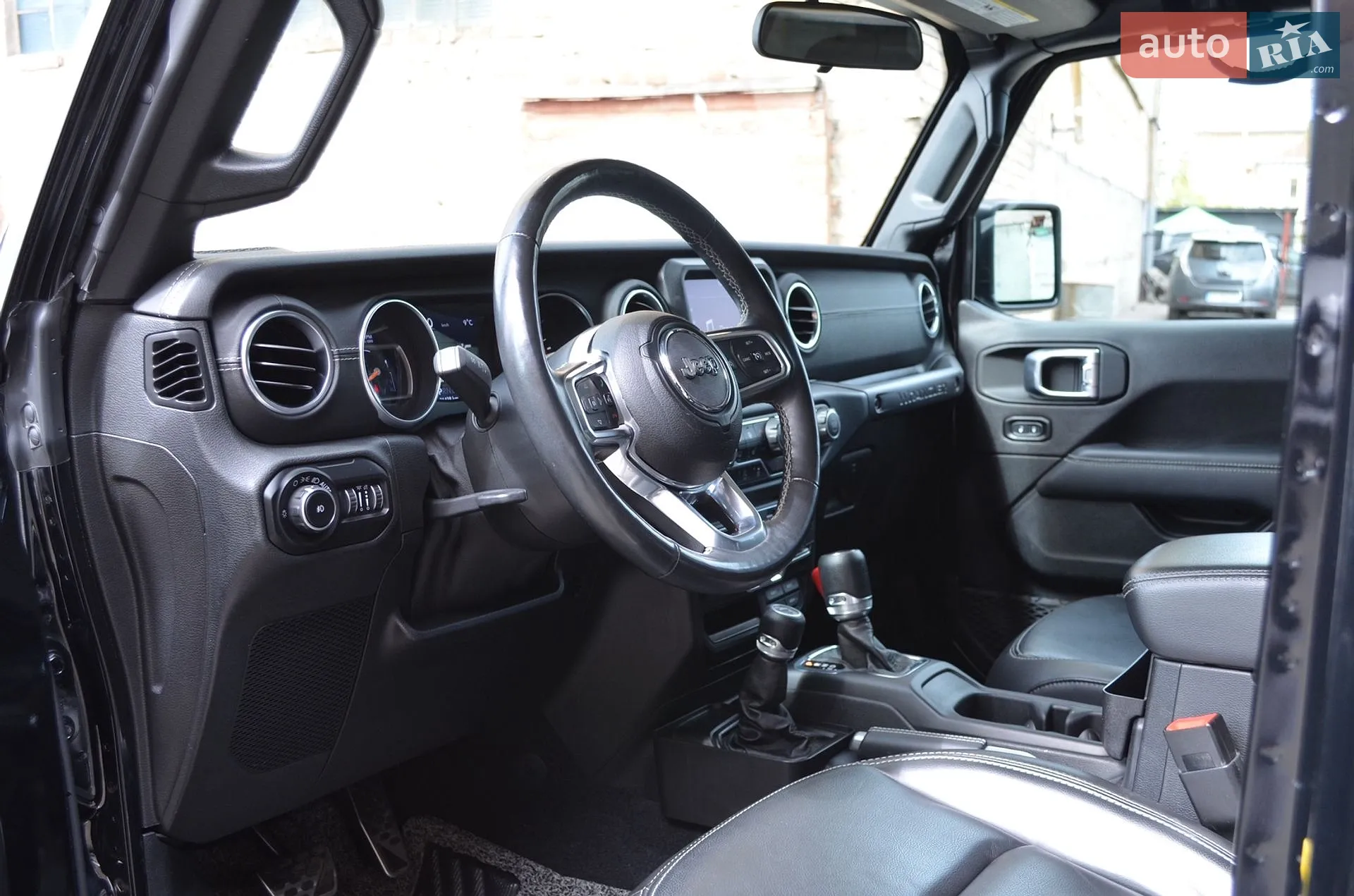 2020 Jeep Wrangler - мініатюра 37
