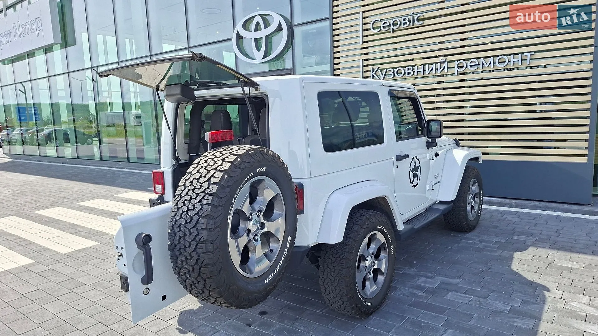 2017 Jeep Wrangler - мініатюра 31