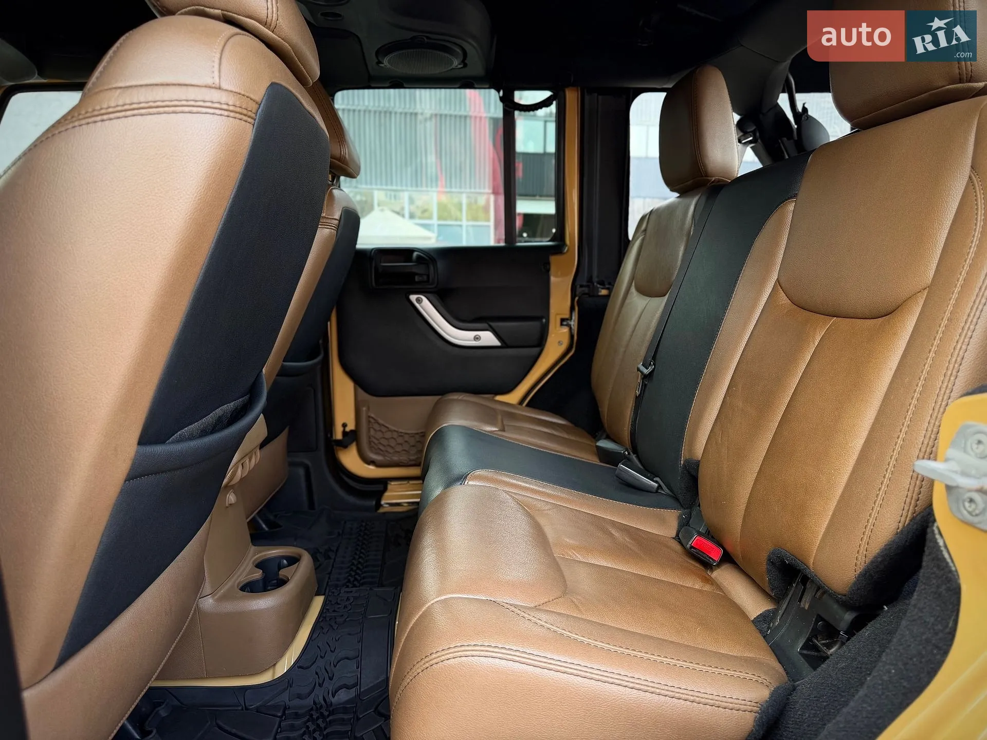 2013 Jeep Wrangler - мініатюра 29