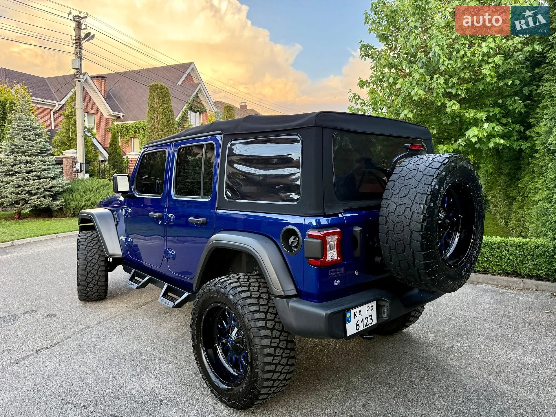 2019 Jeep Wrangler - мініатюра 106