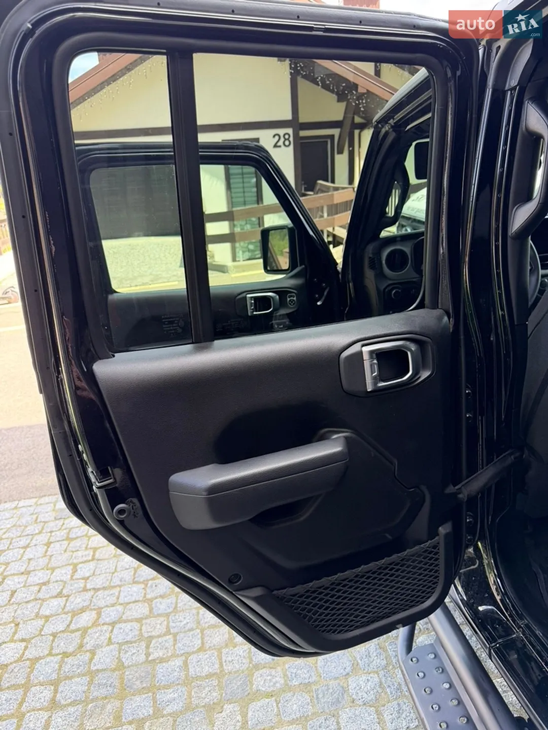 2023 Jeep Wrangler - мініатюра 8