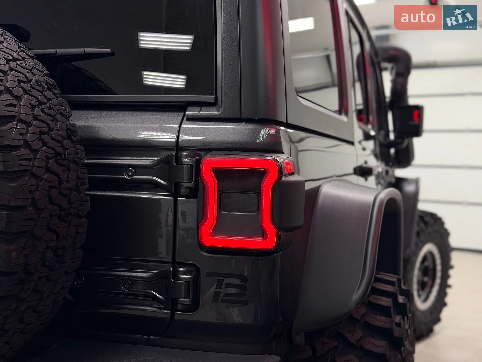 2020 Jeep Wrangler - мініатюра 18