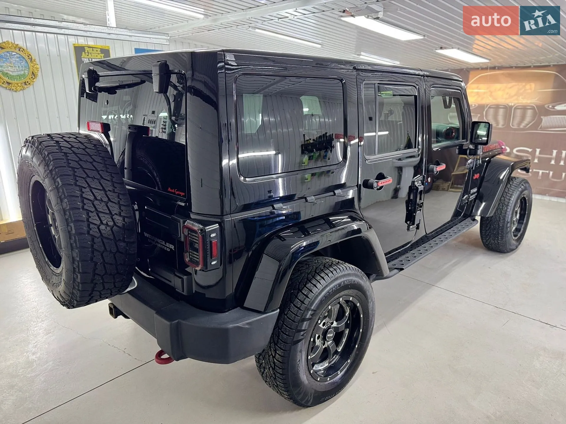 2017 Jeep Wrangler - мініатюра 10