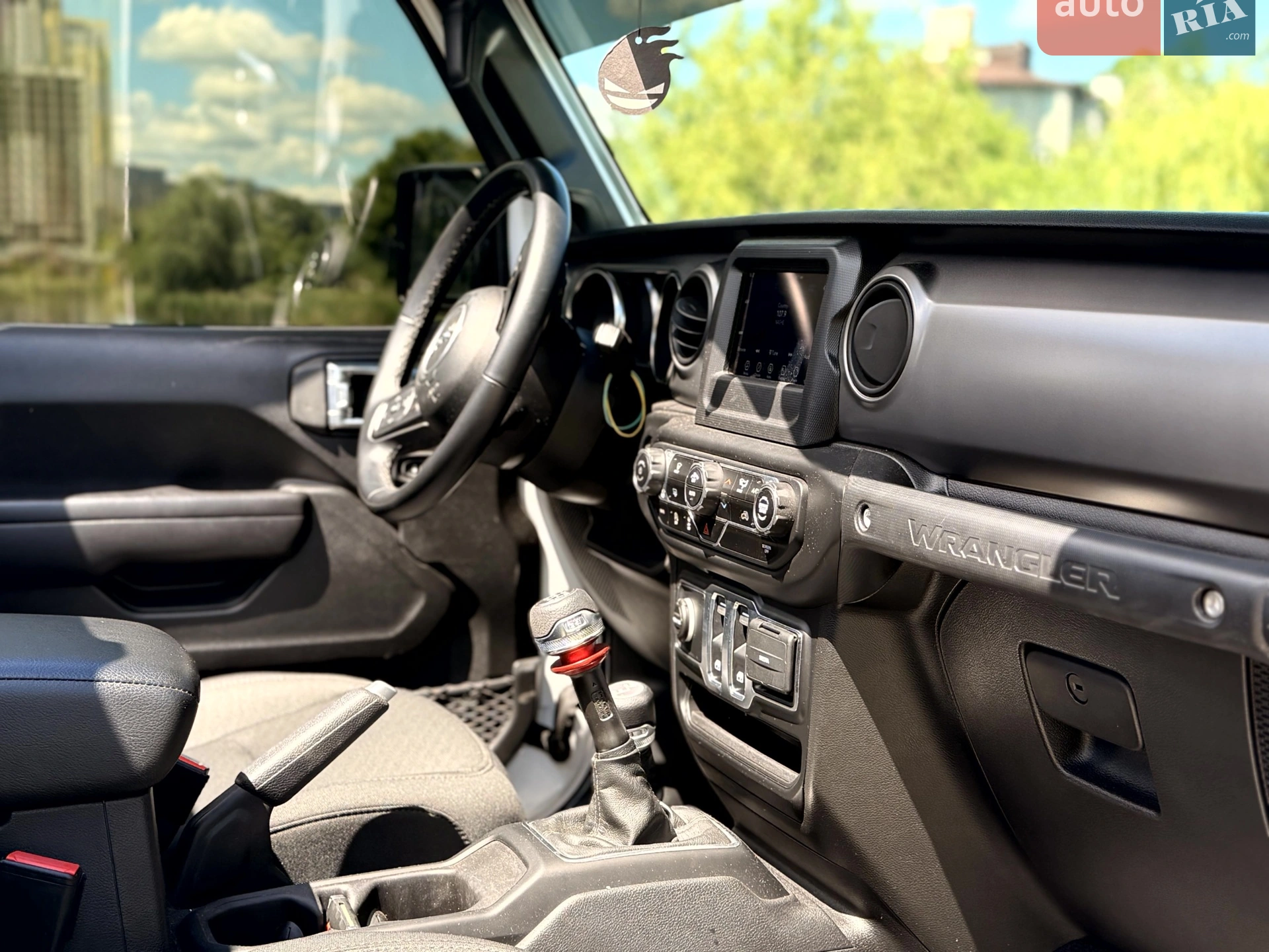 2021 Jeep Wrangler - мініатюра 10