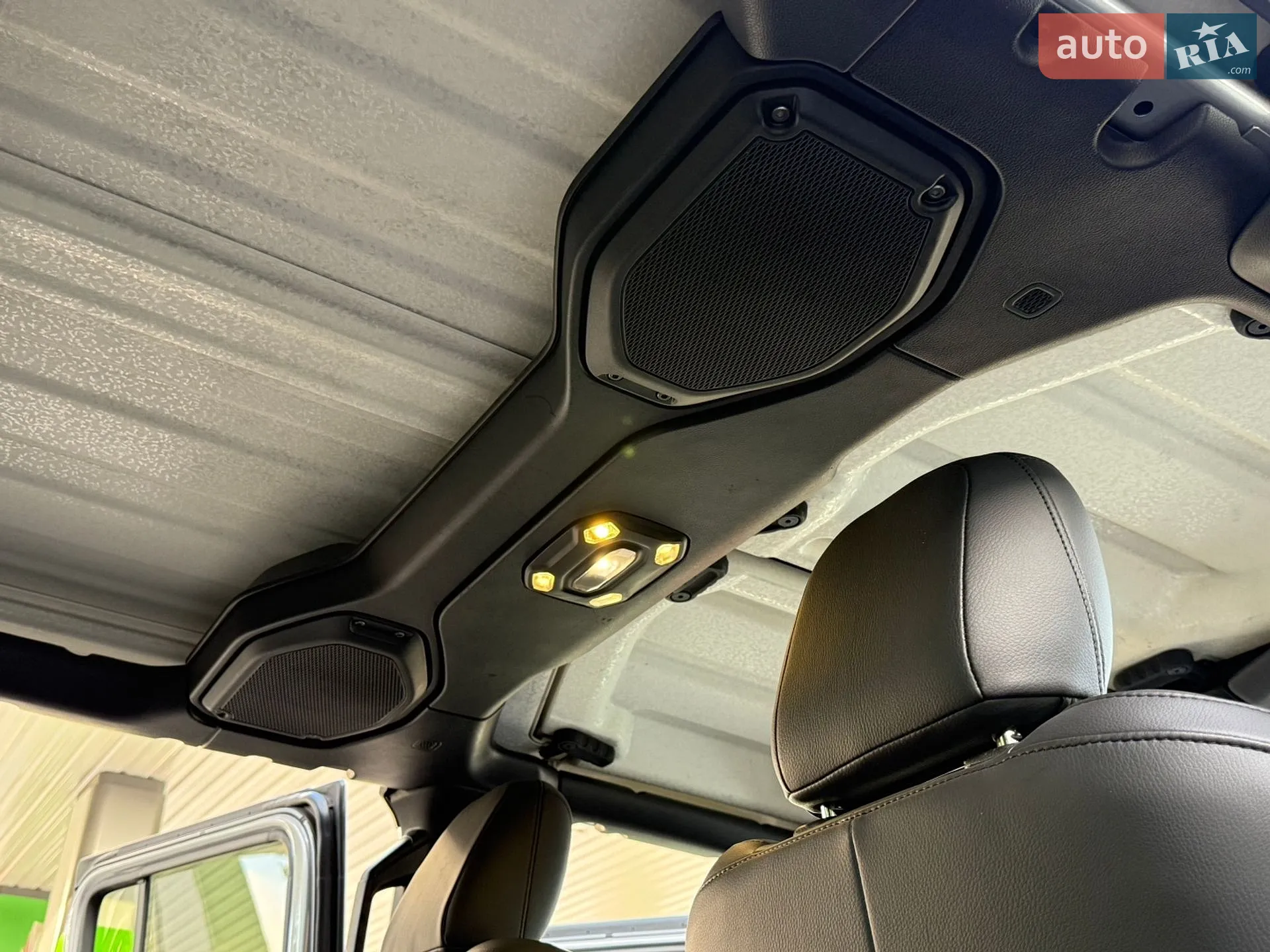 2018 Jeep Wrangler - мініатюра 23