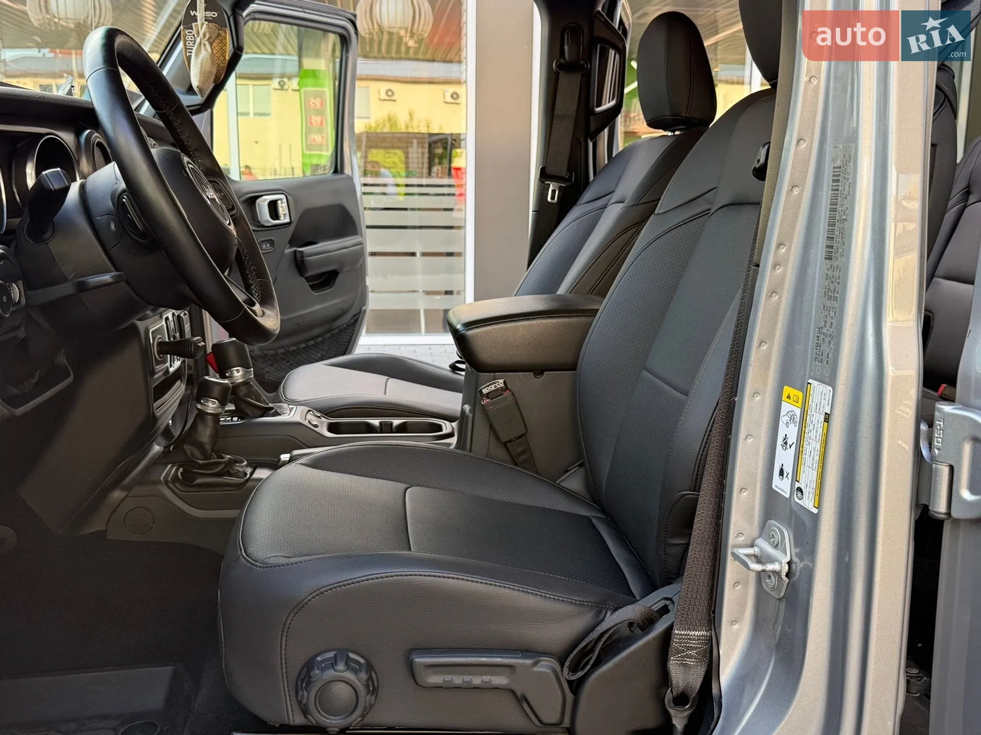2018 Jeep Wrangler - мініатюра 31