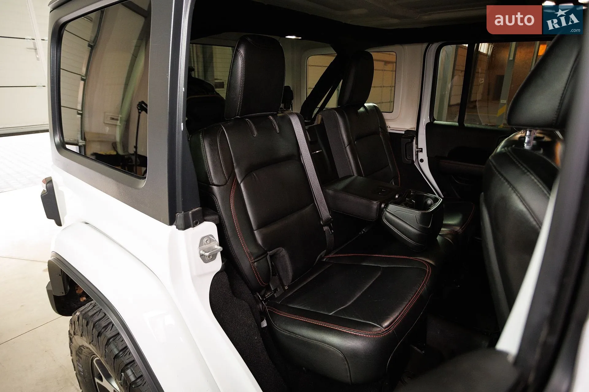 2020 Jeep Wrangler - мініатюра 40
