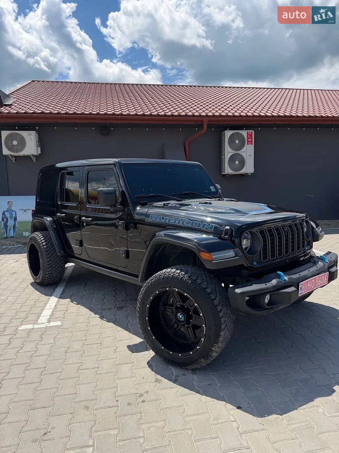2024 Jeep Wrangler - фото 1