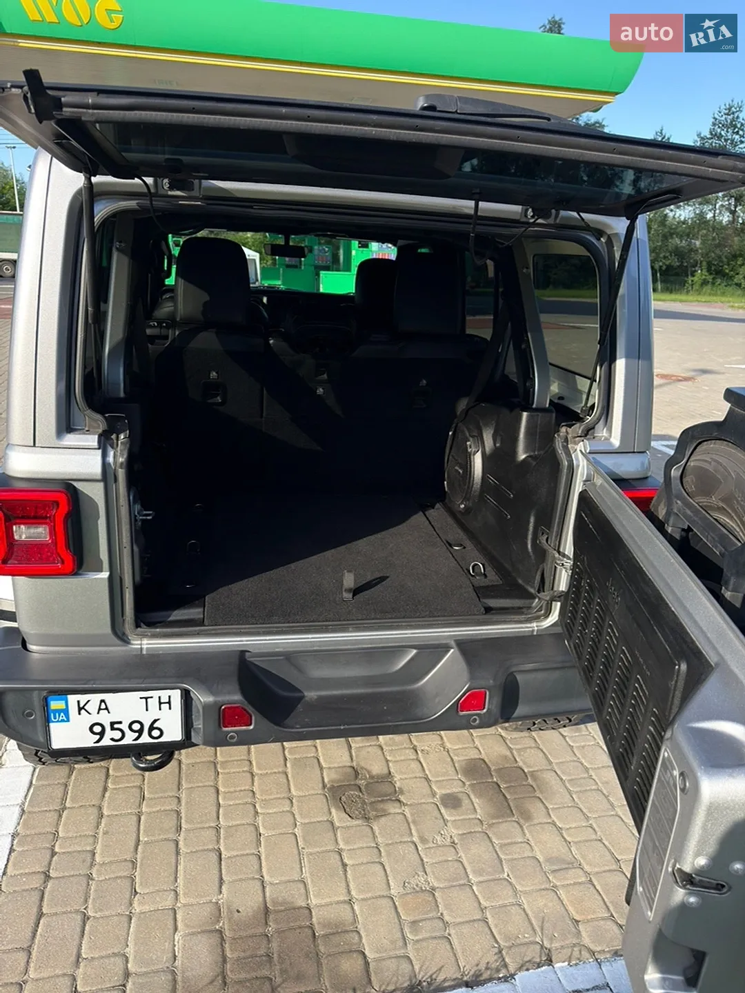 2018 Jeep Wrangler - мініатюра 21