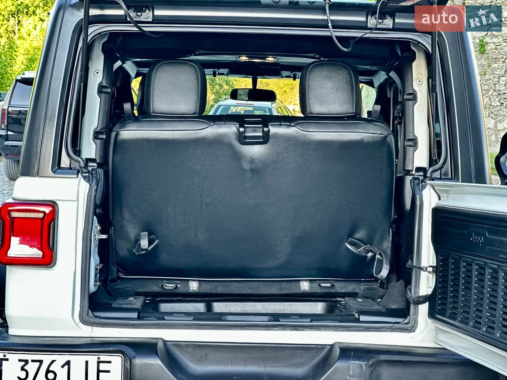 2019 Jeep Wrangler - мініатюра 31
