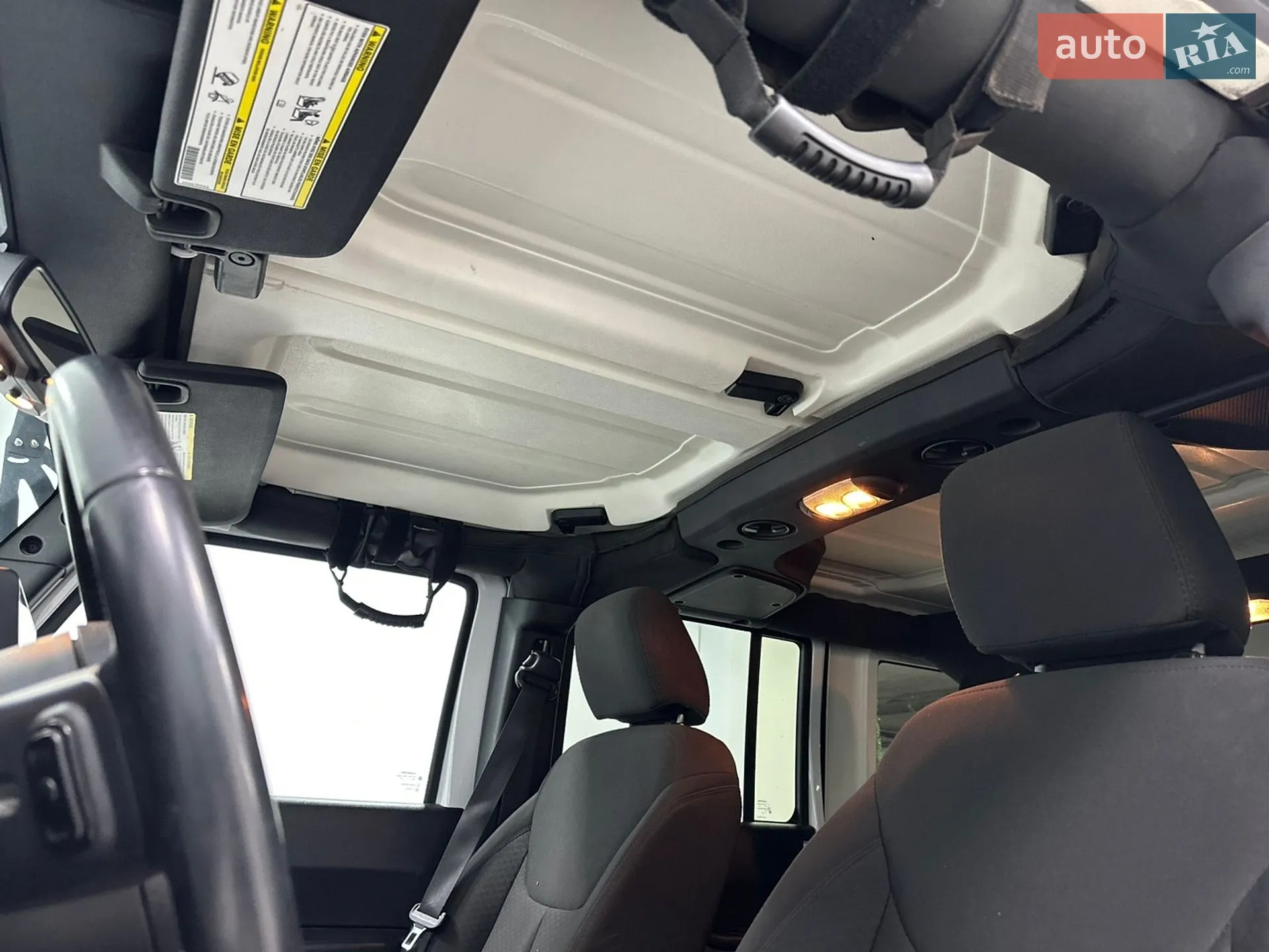 2017 Jeep Wrangler - мініатюра 44