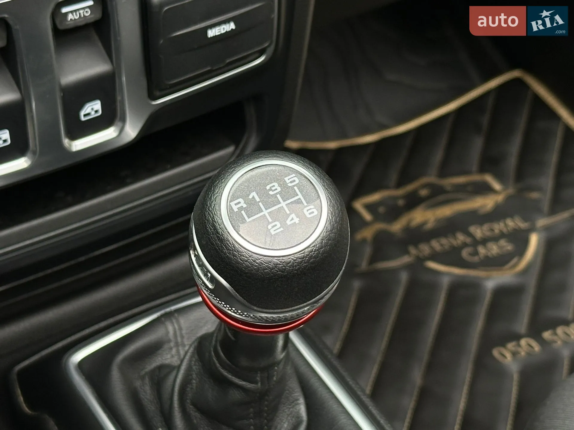2019 Jeep Wrangler - мініатюра 30