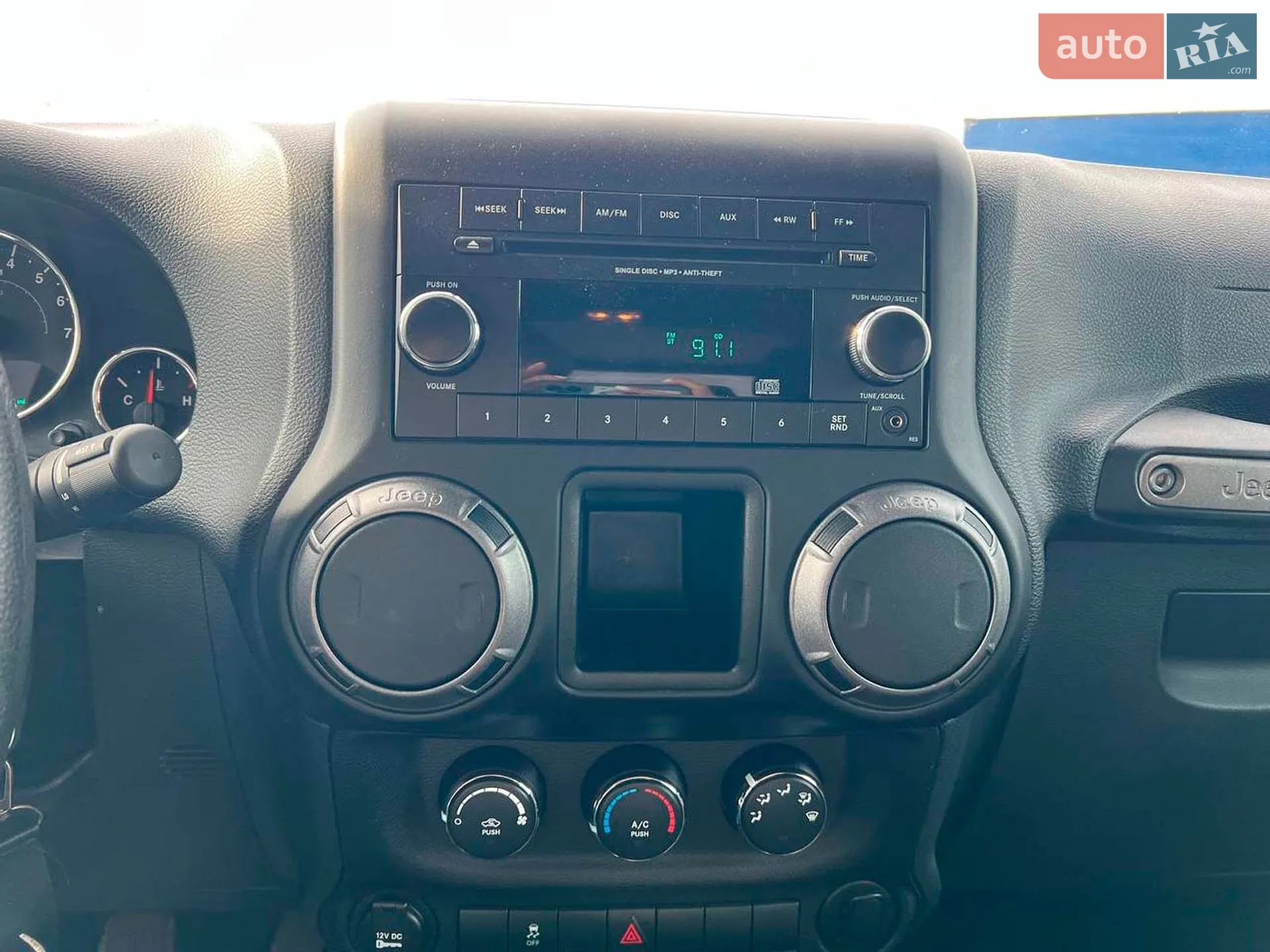 2017 Jeep Wrangler - мініатюра 24