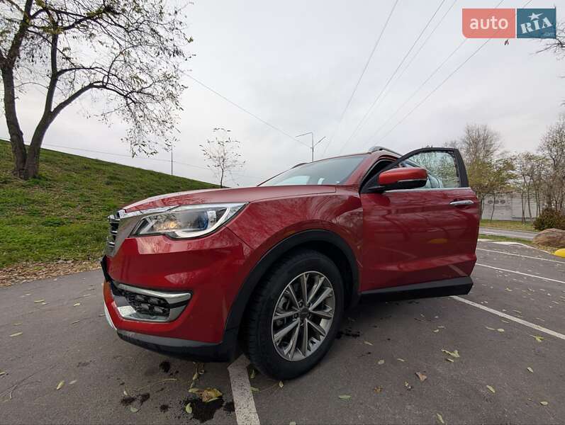 Внедорожник / Кроссовер Jetour X70 2021 в Киеве