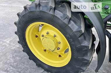 Трактор сільськогосподарський John Deere 5080 2012 в Дніпрі