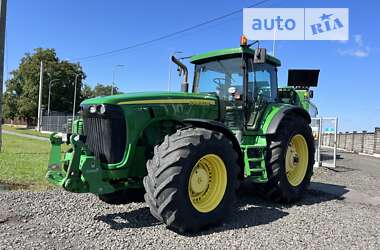 Трактор сельскохозяйственный John Deere 8220 2005 в Луцке