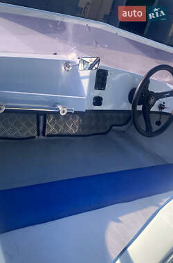 Лодка Johnson BRP 70 2000 в 