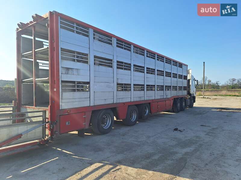 Для перевозки животных - полуприцеп Jumbo DO 240 Z3 1995 в Днепре