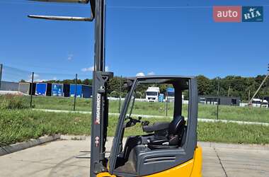Вилочный погрузчик Jungheinrich EFG 2015 в 