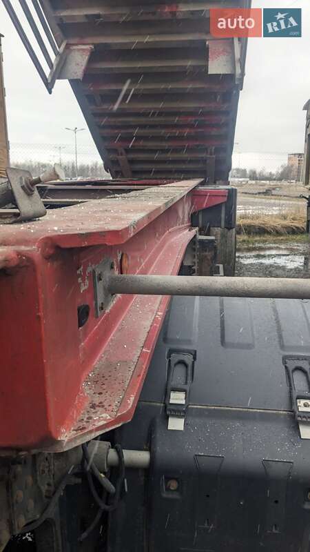 Зерновоз - полуприцеп Kaiser Robuste 1997 в Львове