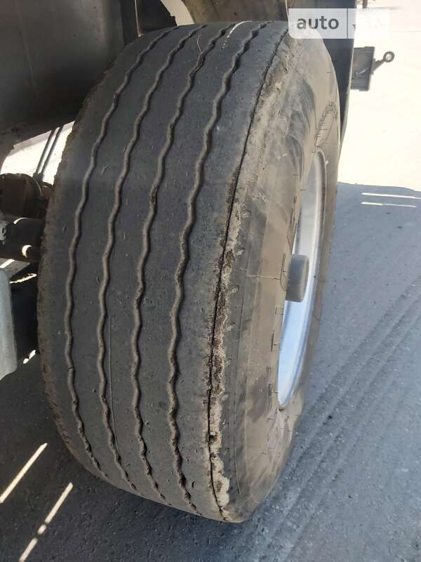 Контейнеровоз напівпричіп Kaiser S 3803G 1999 в Одесі