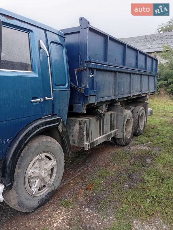 Самосвал КамАЗ 53102 1987 в Городенке
