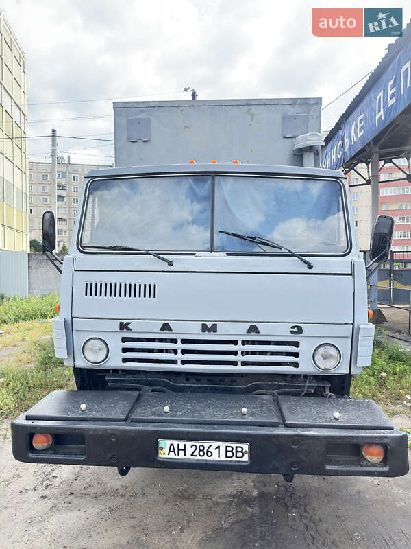 Грузовой фургон КамАЗ 5320 1989 в 