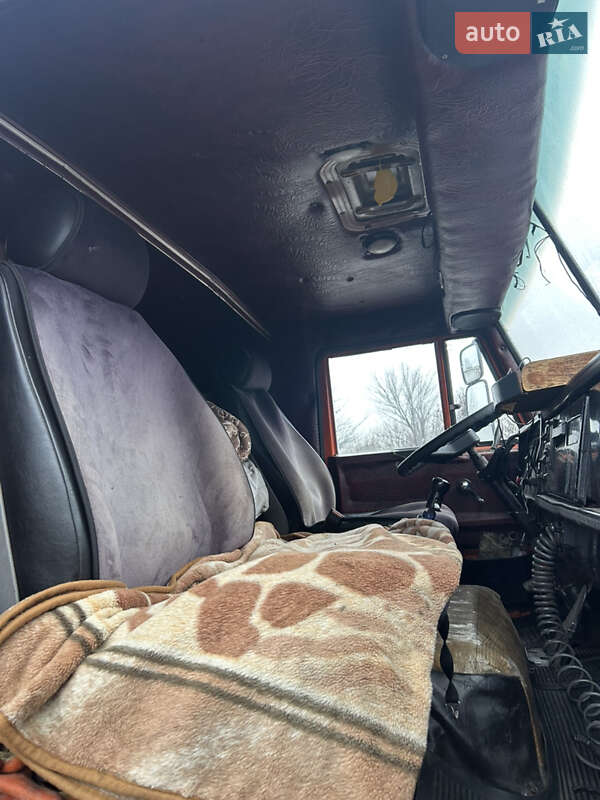 Зерновоз КамАЗ 5320 1975 в Первомайске