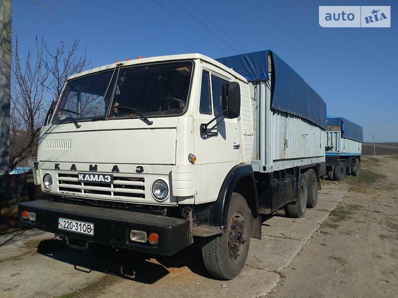 Зерновоз КамАЗ 53212 2000 в Захарьевке
