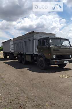 Зерновоз КамАЗ 53212 1988 в Беляевке