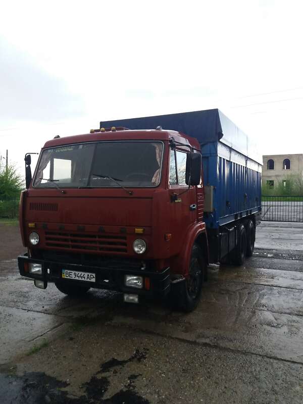Контейнеровоз КамАЗ 53212 1991 в Николаеве