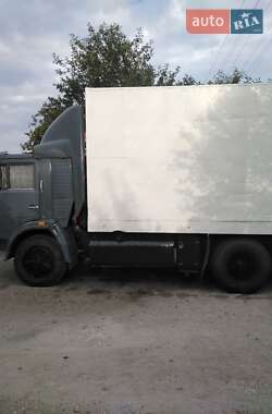 Грузовой фургон КамАЗ 53212 1992 в 