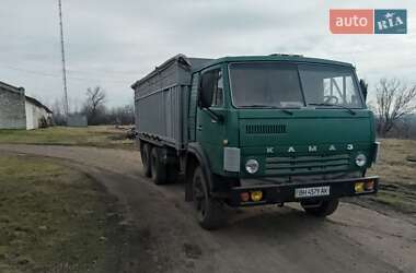 Зерновоз КамАЗ 53212 1989 в 