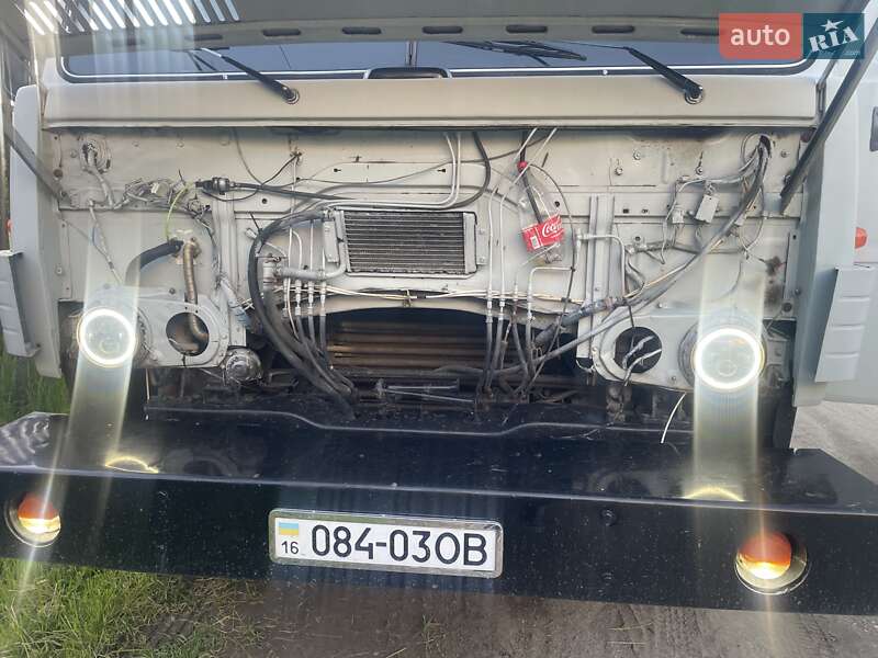 Зерновоз КамАЗ 53212 1985 в Тячеві