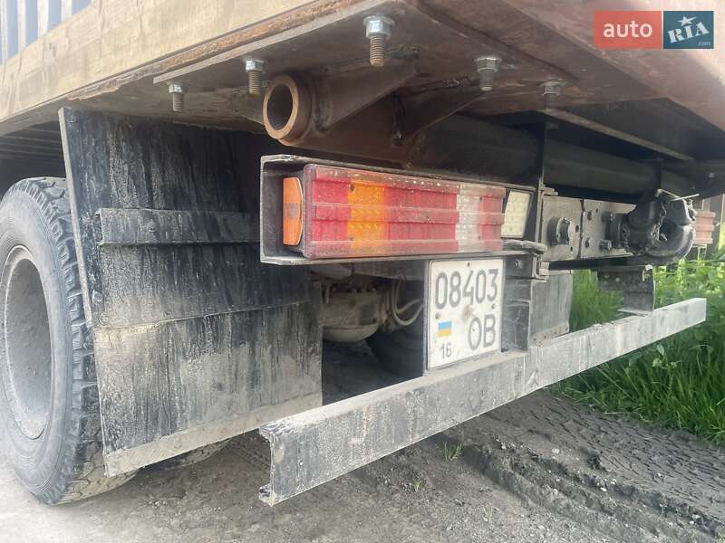 Зерновоз КамАЗ 53212 1985 в Тячеві