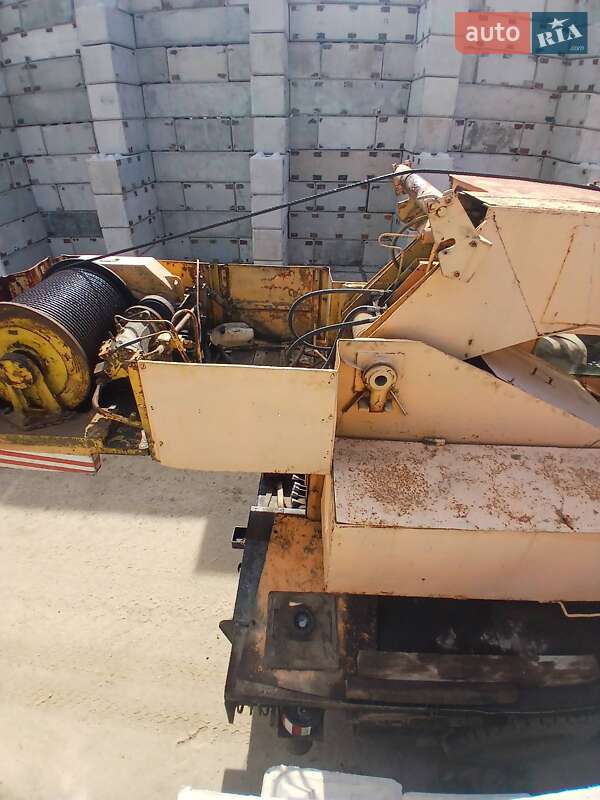 Автокран КамАЗ 53213 1990 в Калуше