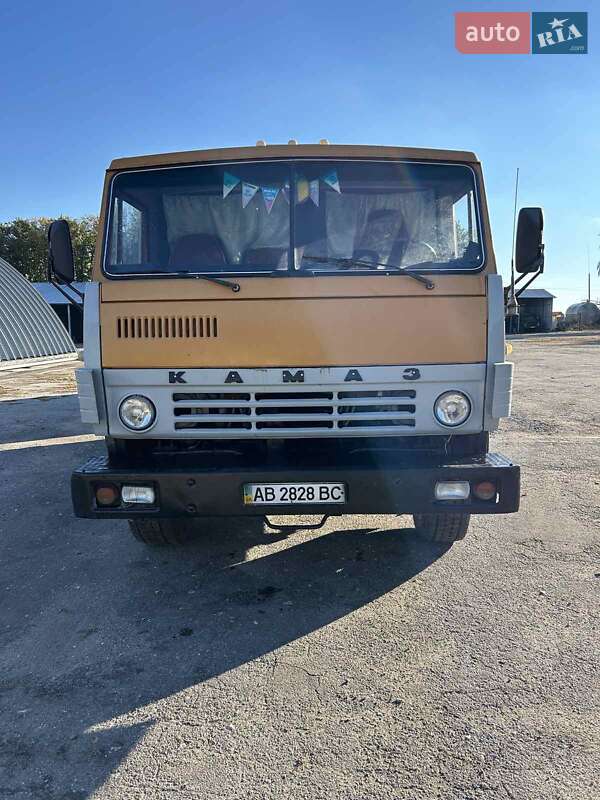 Самосвал КамАЗ 55102 1990 в Виннице