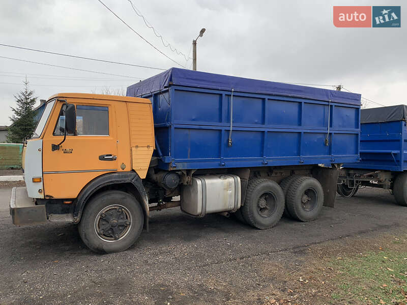 Зерновоз КамАЗ 55102 1985 в Петропавлівці